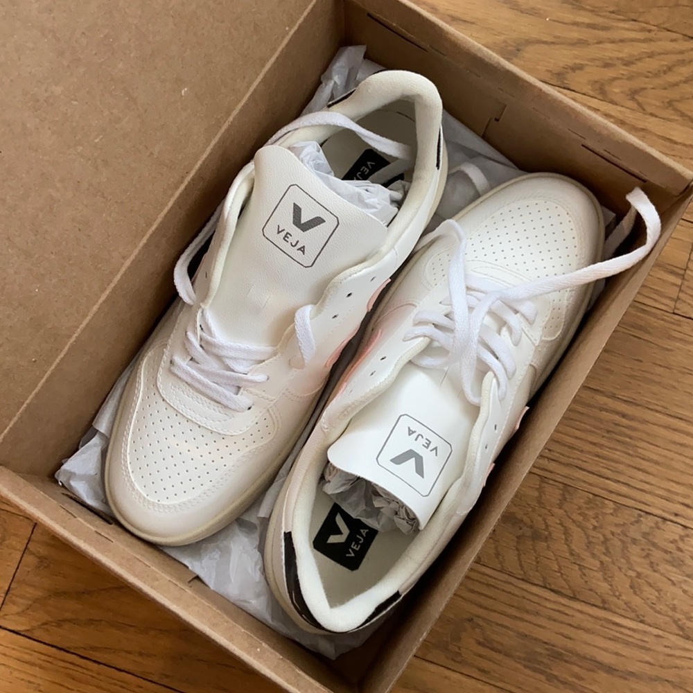 Vera Sneakers